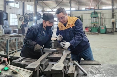 杨可平 一“技”专注三十年，从学徒到高级技师的产改榜样